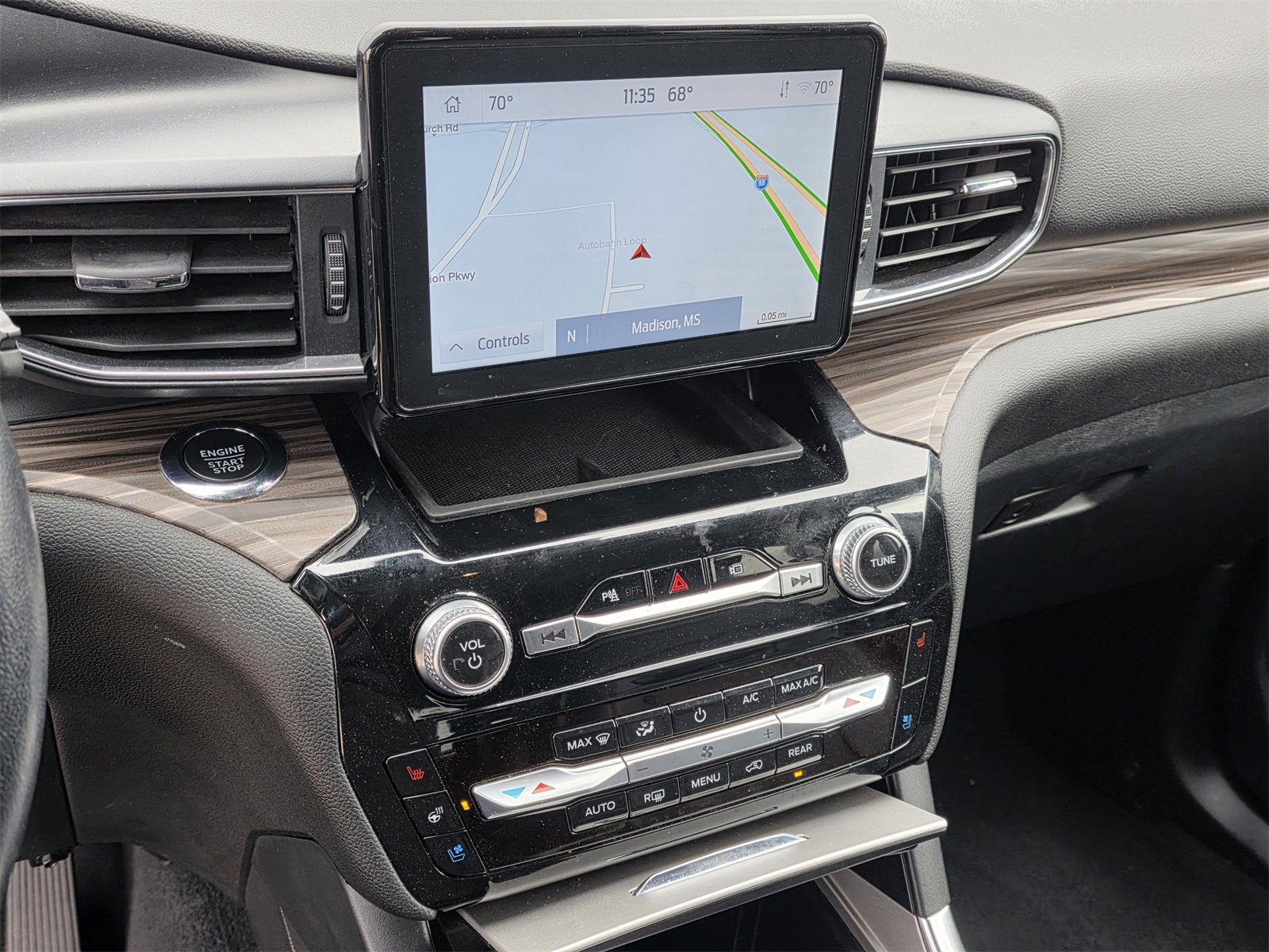 Used 2023 Ford Explorer Limited w/ Equipment Group 301A image 13