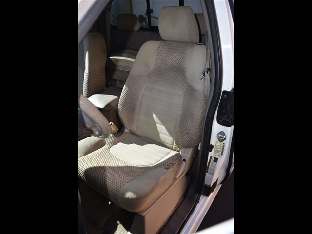 Used 2016 Nissan Frontier SV RWD image 15