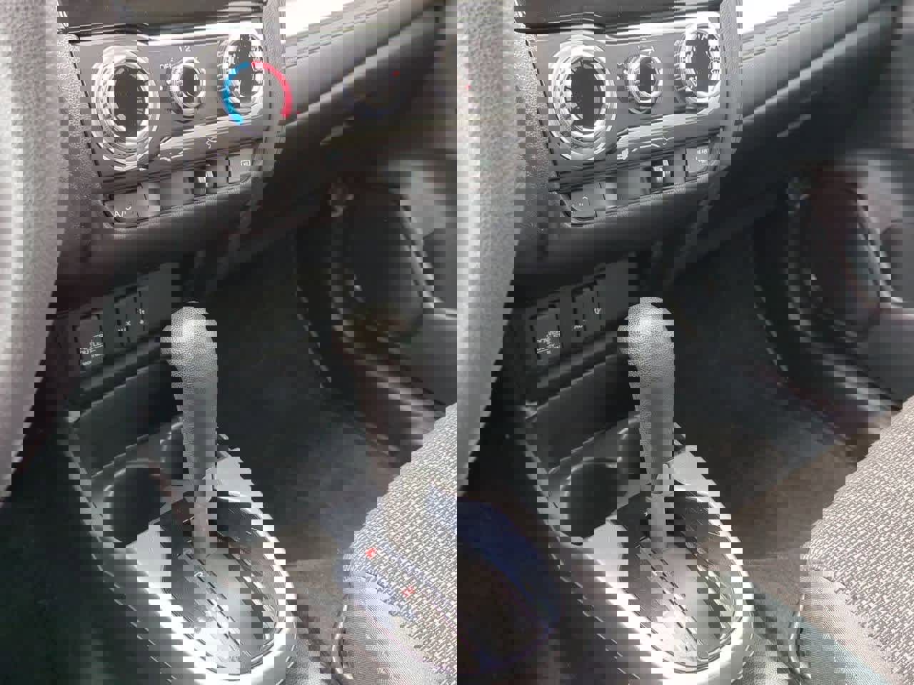 Used 2015 Honda Fit LX image 29