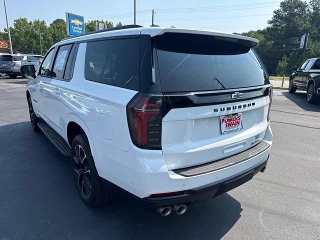 Used 2026 Chevrolet Suburban RST AWD/4WD image 3