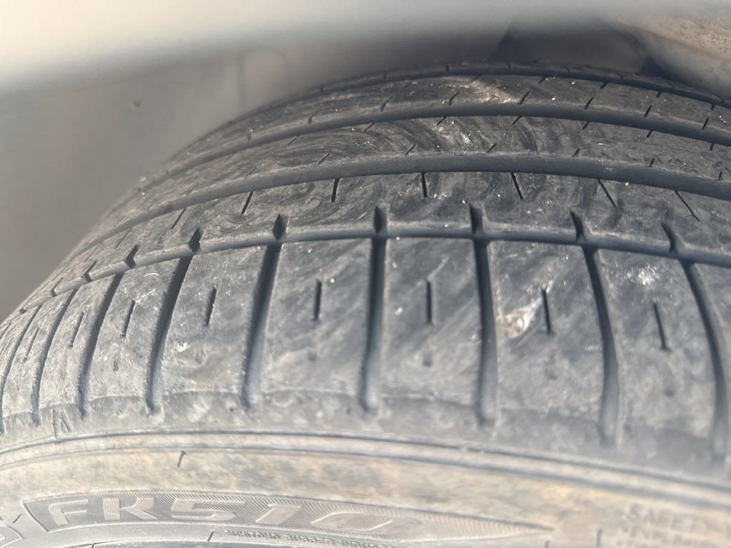 Used 2021 Volkswagen Tiguan SE R-Line image 9