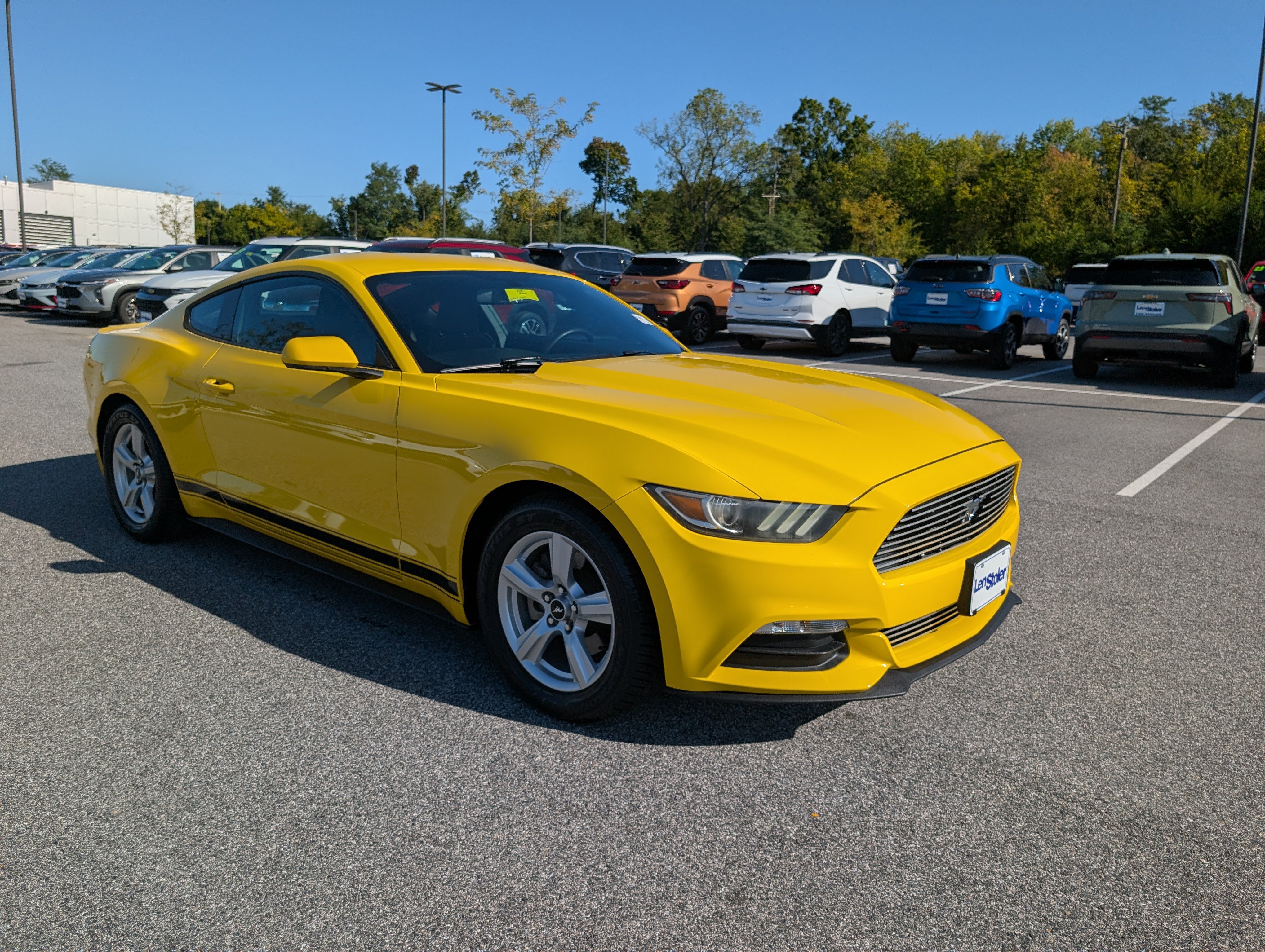Used 2016 Ford Mustang Coupe RWD image 7