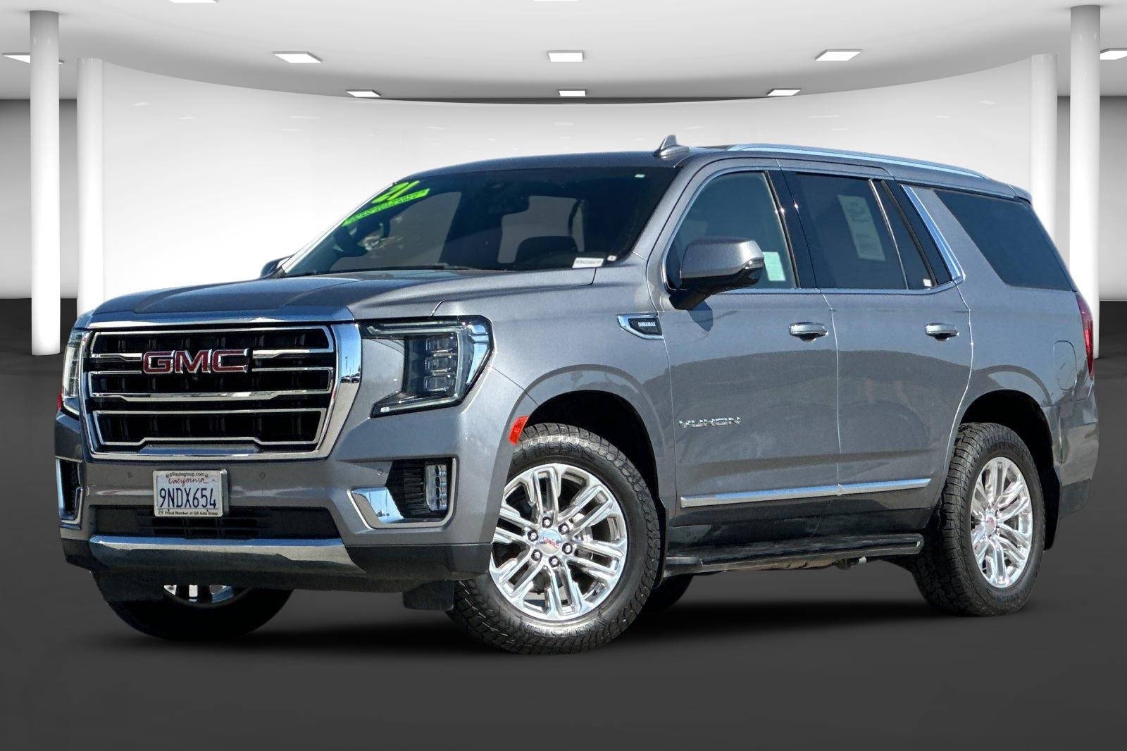 Used 2021 GMC Yukon SLT image 2