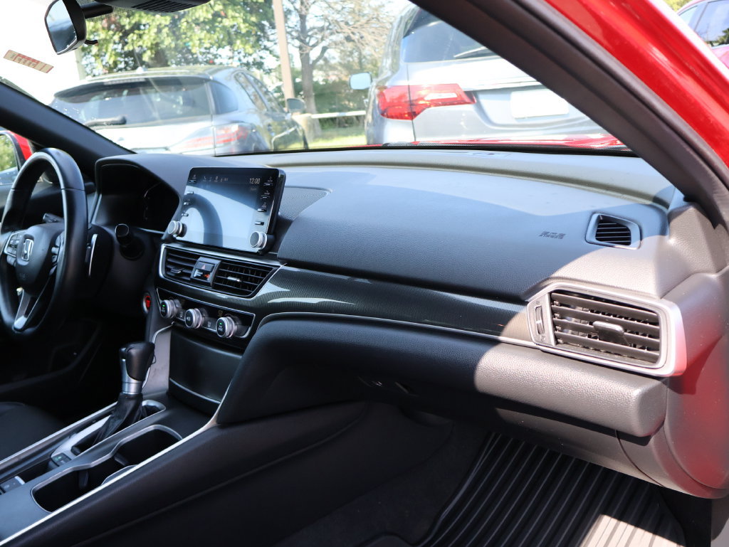 Certified 2018 Honda Accord Sport image 9
