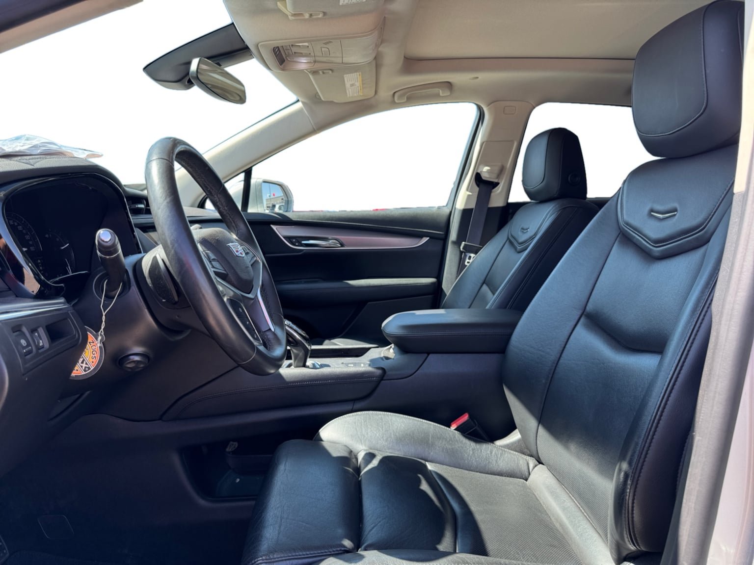 Used 2017 Cadillac XT5 Premium Luxury w/ Driver Assist Package FWD image 10
