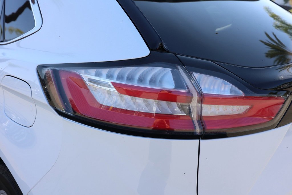 Used 2022 Ford Edge SEL image 7
