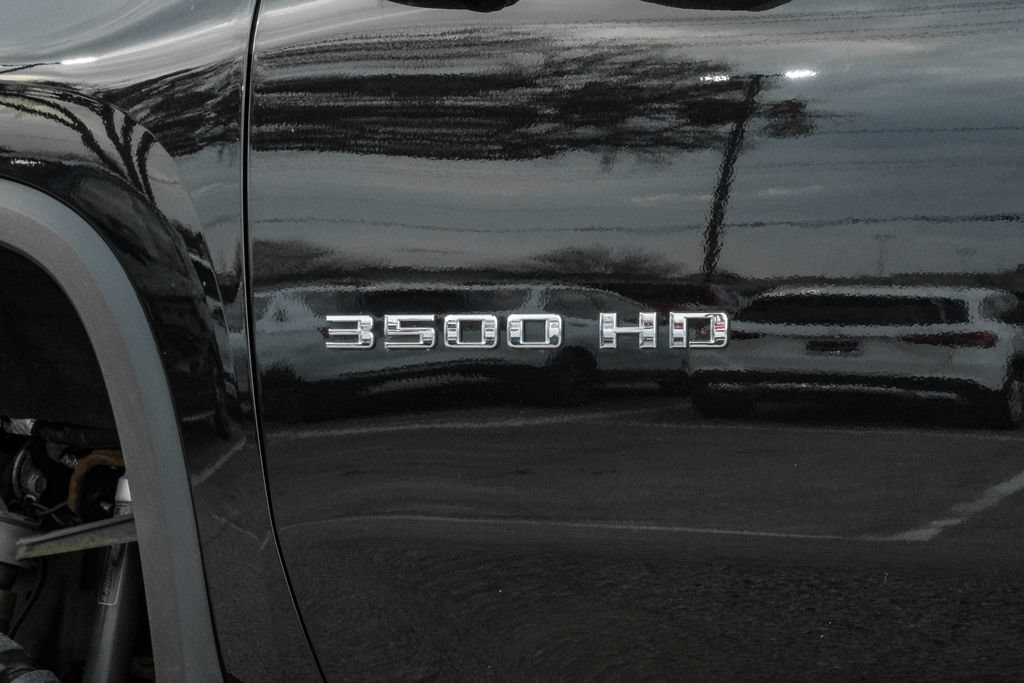 Used 2023 Chevrolet Silverado 3500 High Country w/ Z71 Off-Road Package AWD/4WD image 63