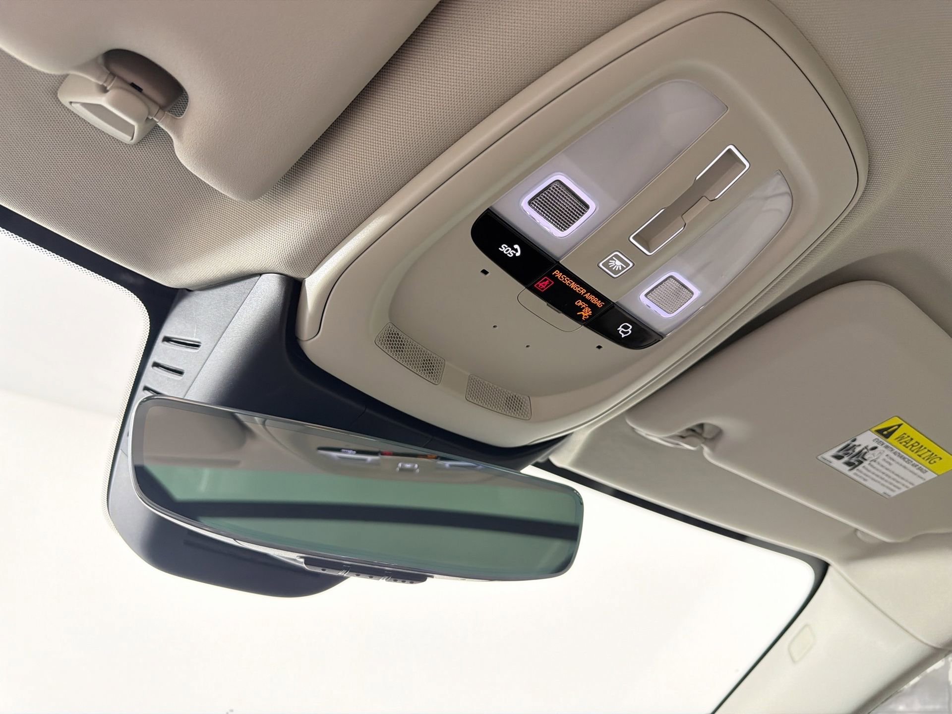 New 2026 Volvo V60 B5 Cross Country Ultra w/ Protection Package Premier image 20