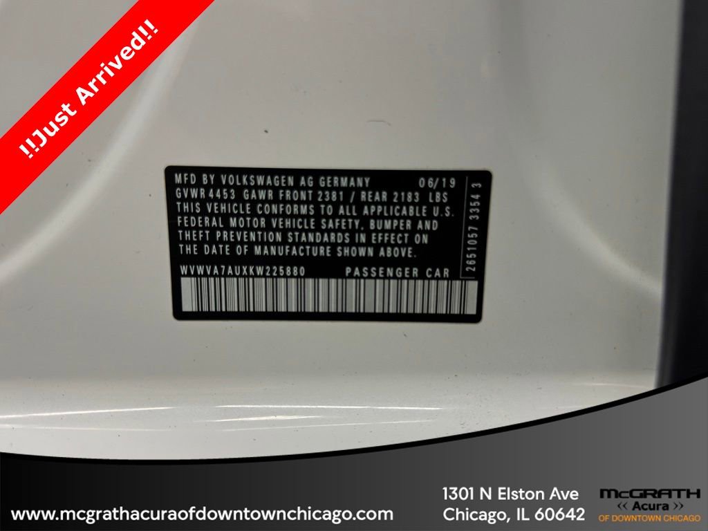 Used 2019 Volkswagen Golf R 4-Door image 10