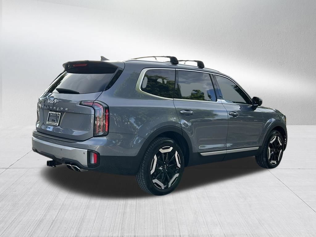 Used 2023 Kia Telluride EX w/ EX Captain's Chair Package FWD image 5