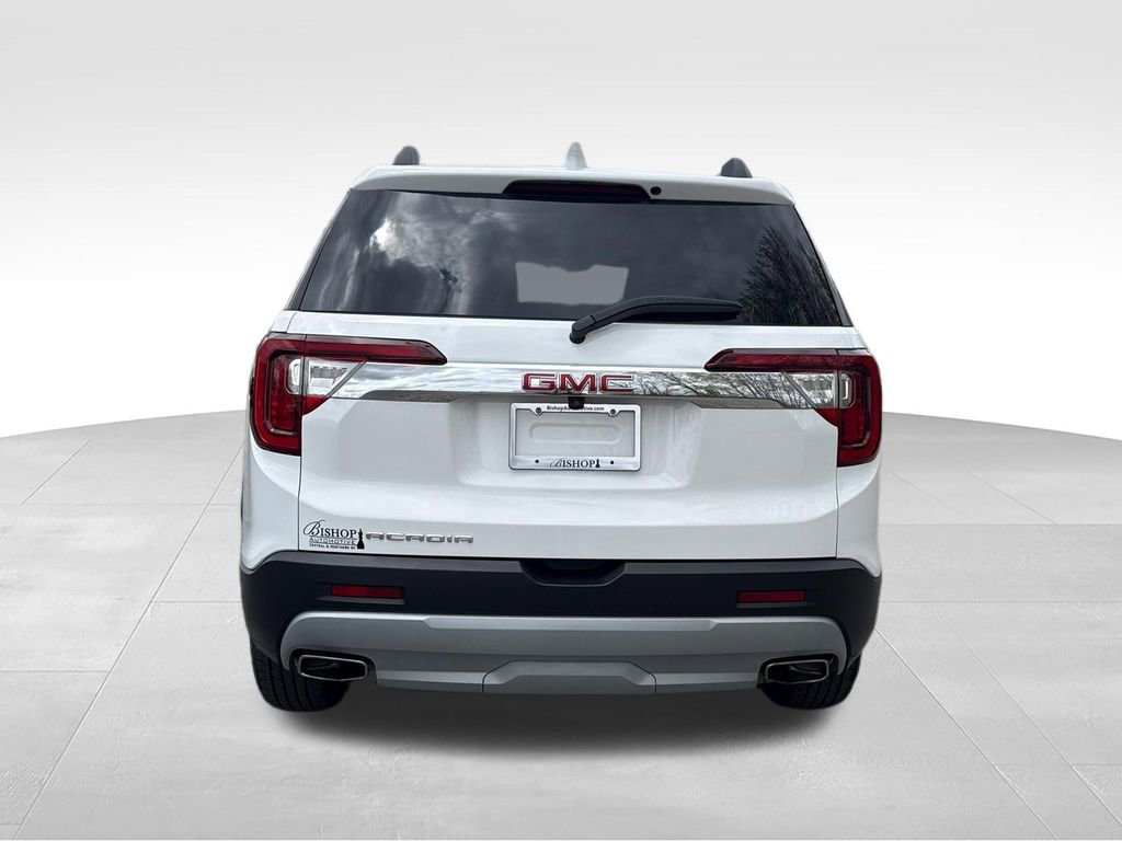 Used 2023 GMC Acadia SLT w/ LPO, Floor Liner Package FWD image 11