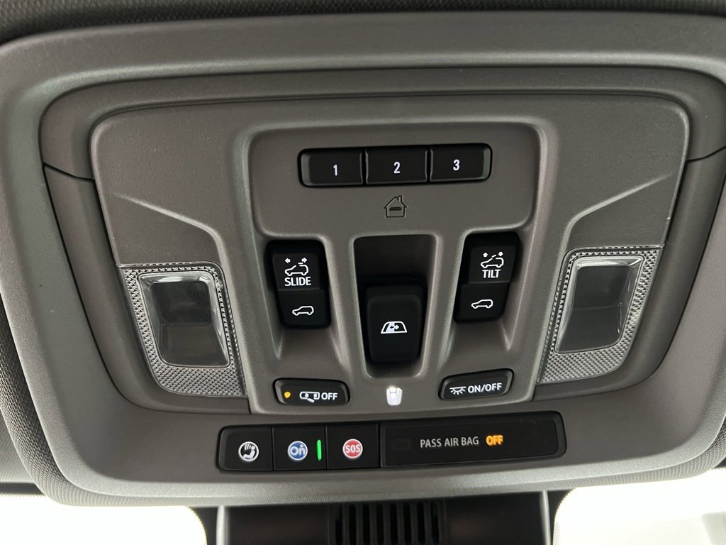 Used 2024 GMC Sierra 3500 Denali image 42