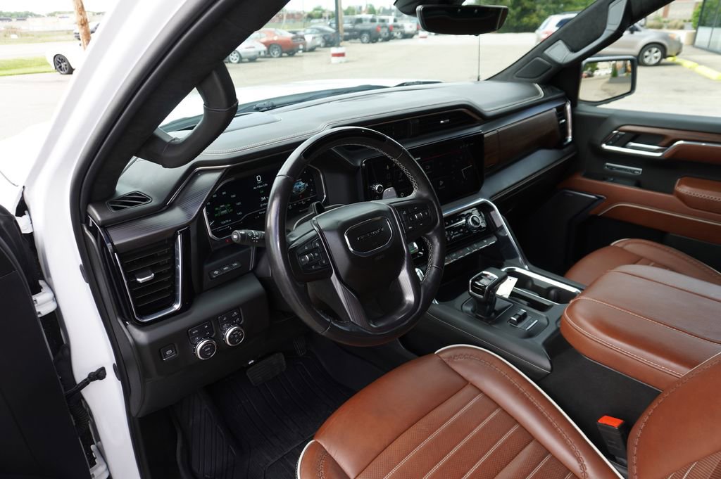 Used 2024 GMC Sierra 1500 Denali Ultimate AWD/4WD image 22