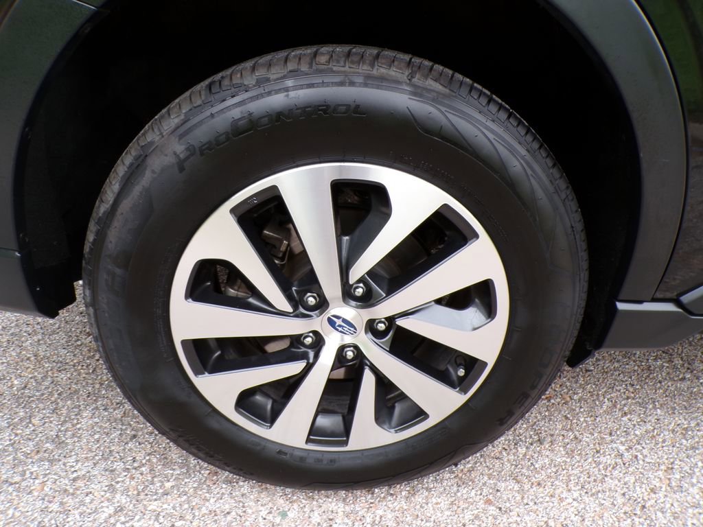 Used 2020 Subaru Outback Premium AWD/4WD image 20