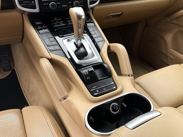 Used 2013 Porsche Cayenne Diesel AWD/4WD image 13