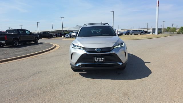 Used 2021 Toyota Venza Limited image 3