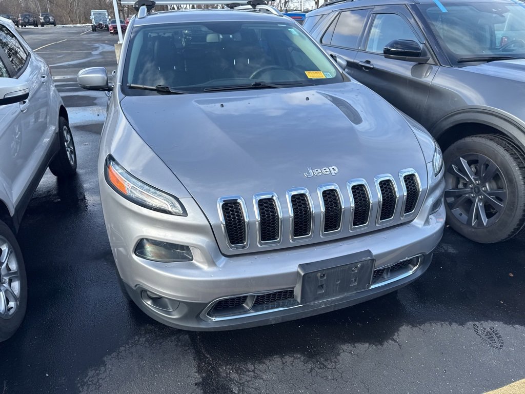 Used 2018 Jeep Cherokee Limited w/ Trailer Tow Group image 2