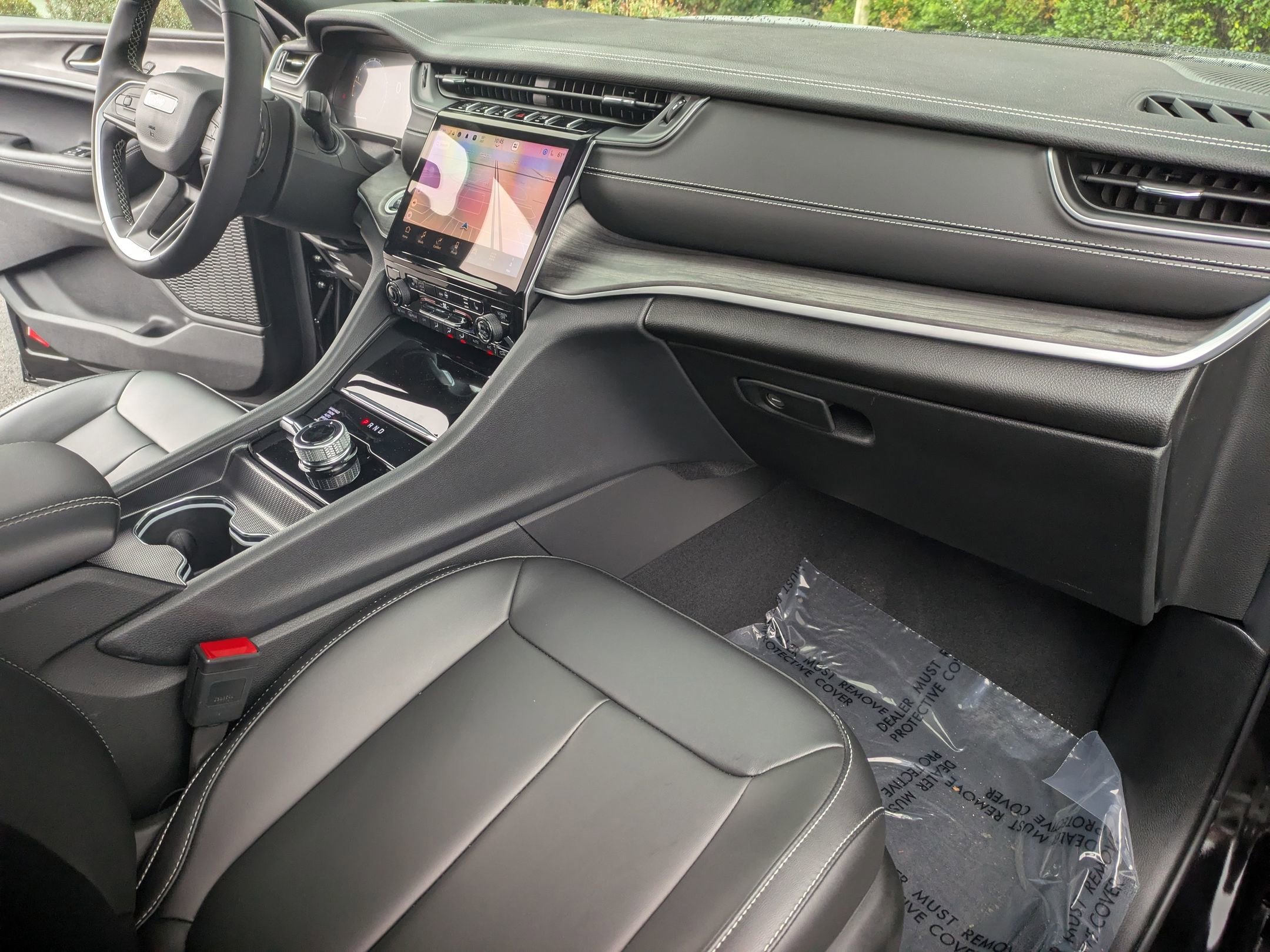 Used 2025 Jeep Grand Cherokee L Limited w/ Trailer Tow Package image 27