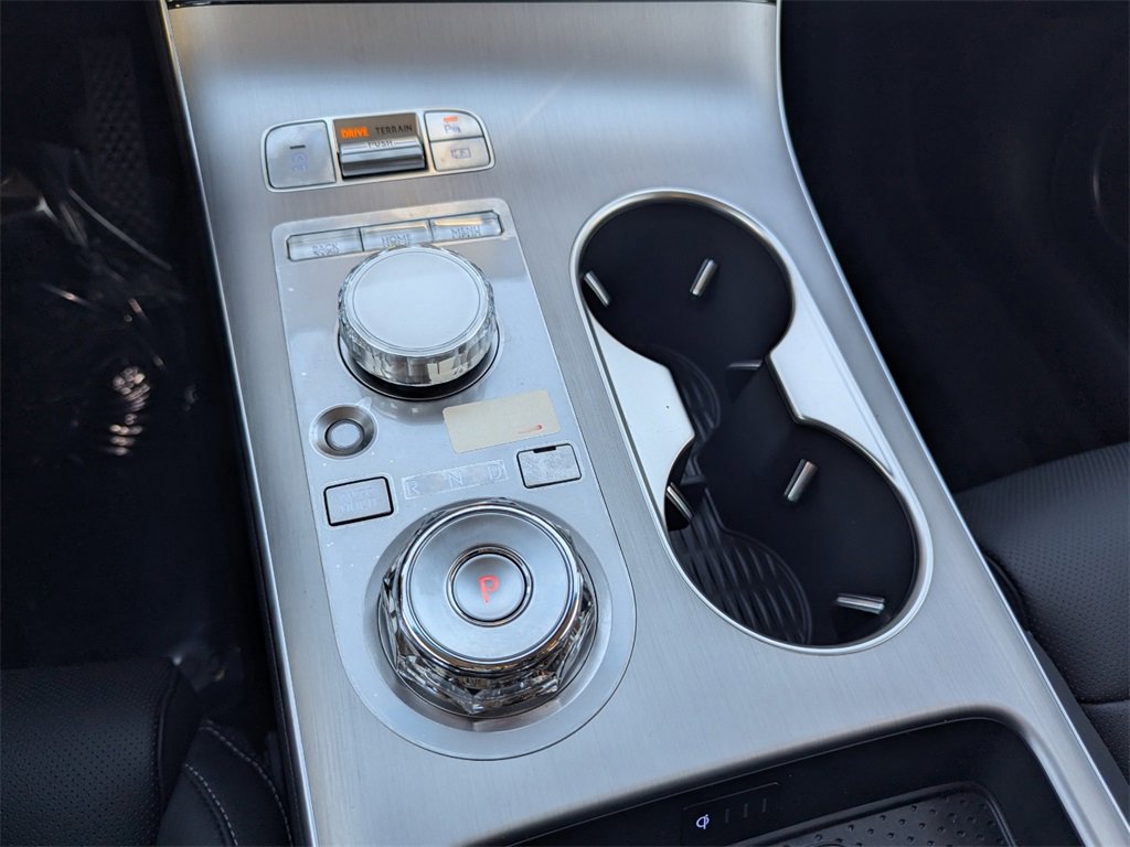 Used 2026 Genesis GV70 2.5T Select image 27