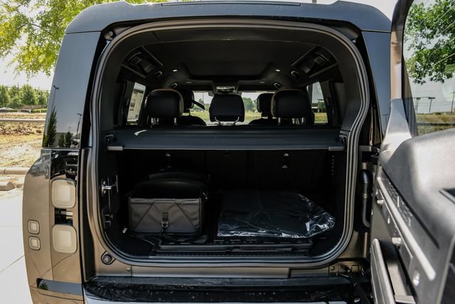 New 2026 Land Rover Defender 110 X AWD/4WD image 66