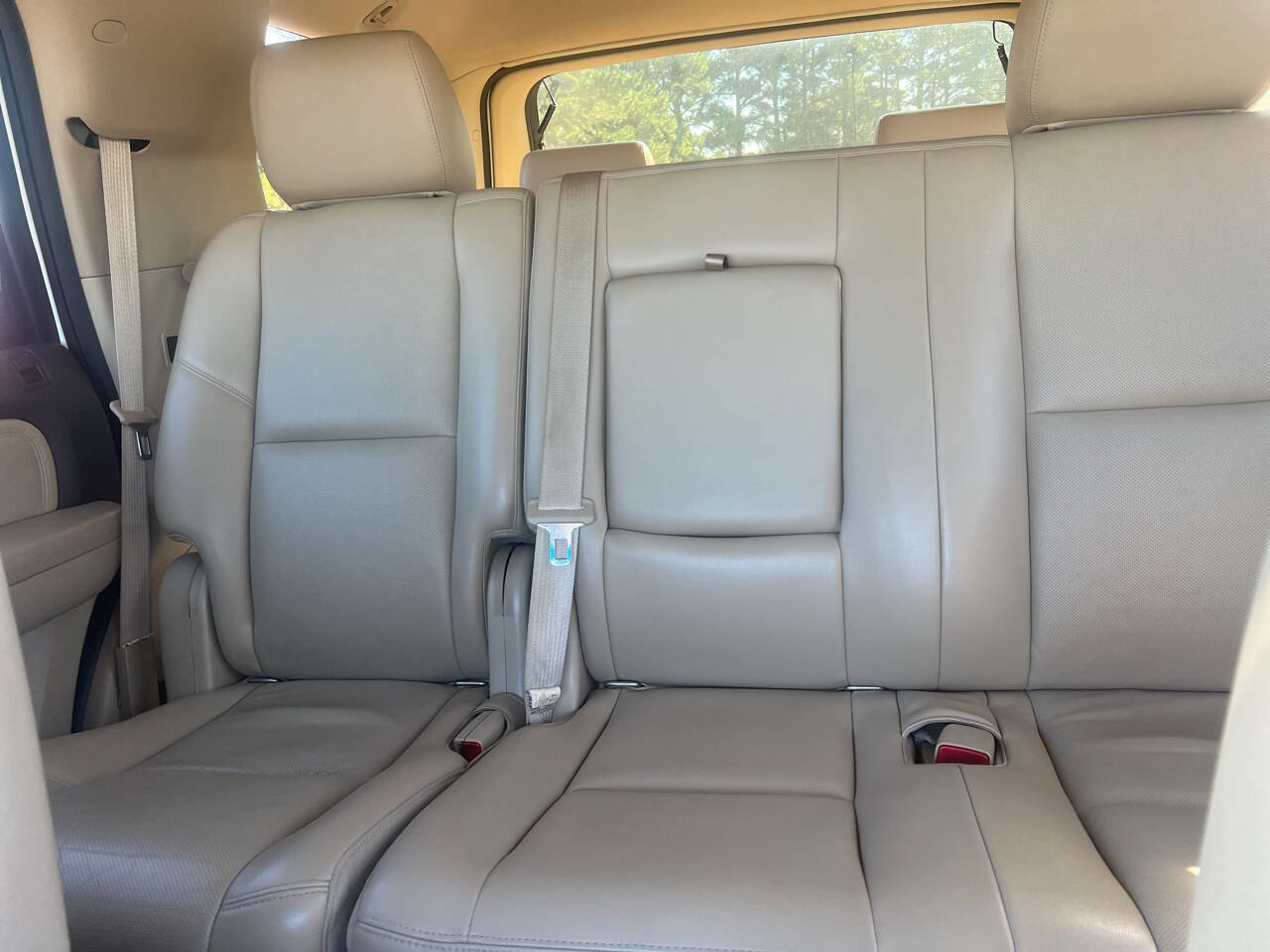 Used 2012 GMC Yukon Denali image 23