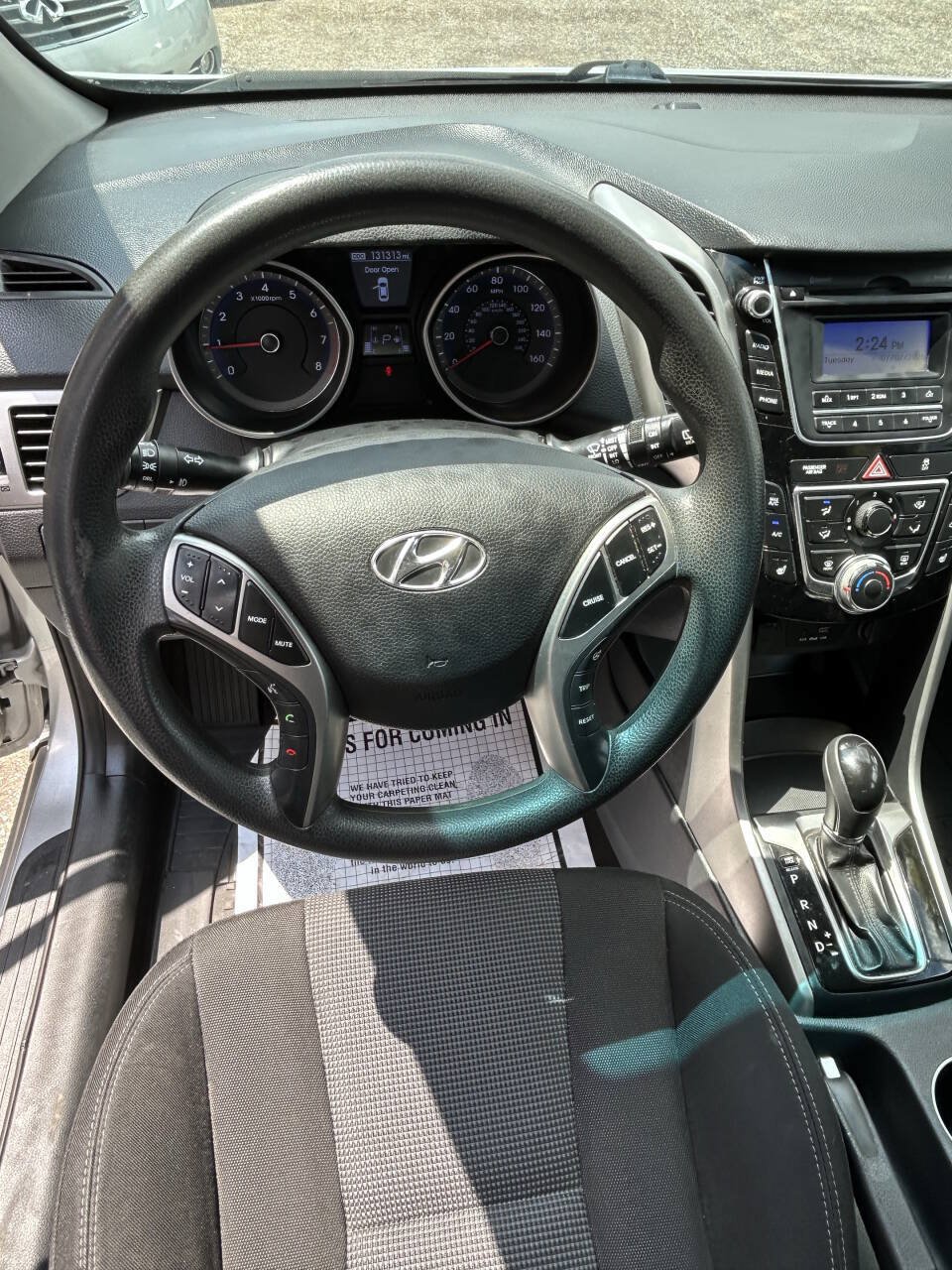 Used 2015 Hyundai Elantra GT FWD image 12