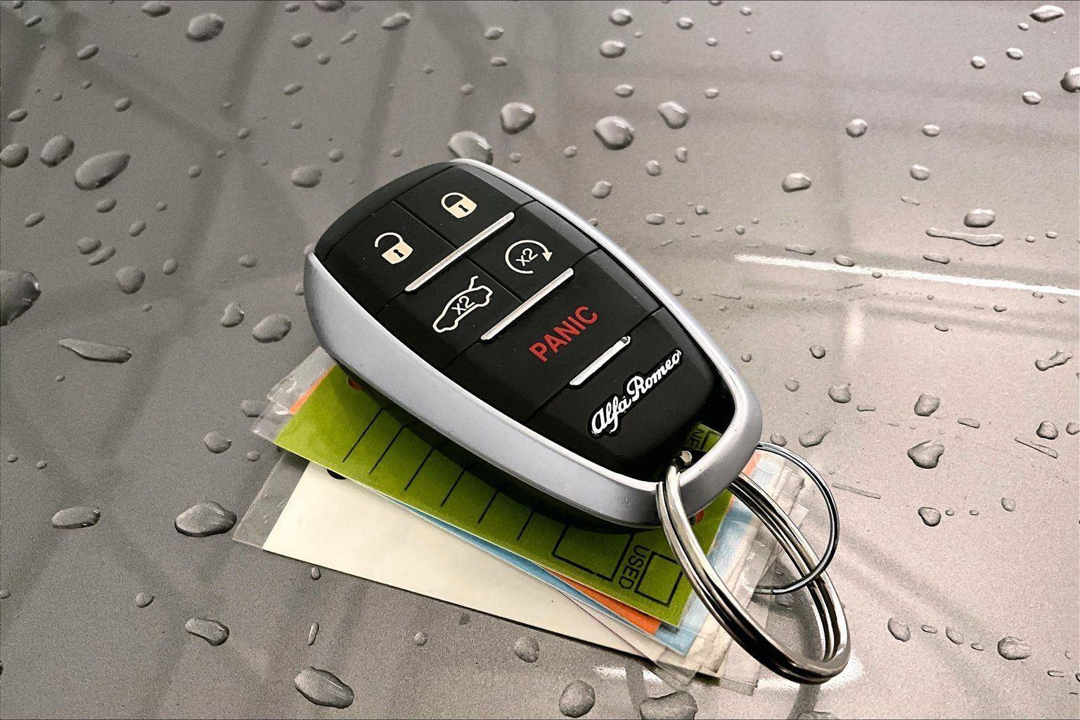 Used 2018 Alfa Romeo Giulia Ti image 11