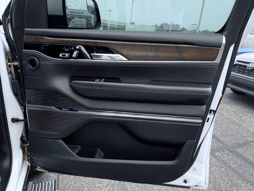 Used 2022 Jeep Grand Wagoneer Series I AWD/4WD image 20