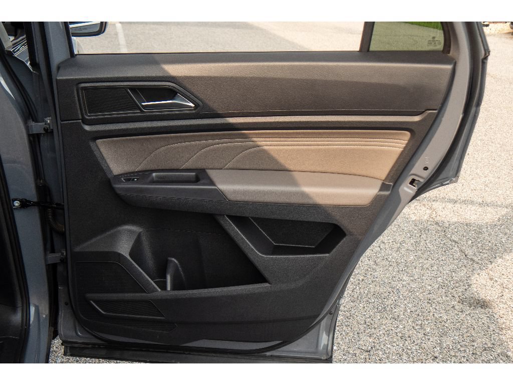 Used 2021 Volkswagen Atlas Cross Sport SE w/ Panoramic Sunroof Package AWD/4WD image 21