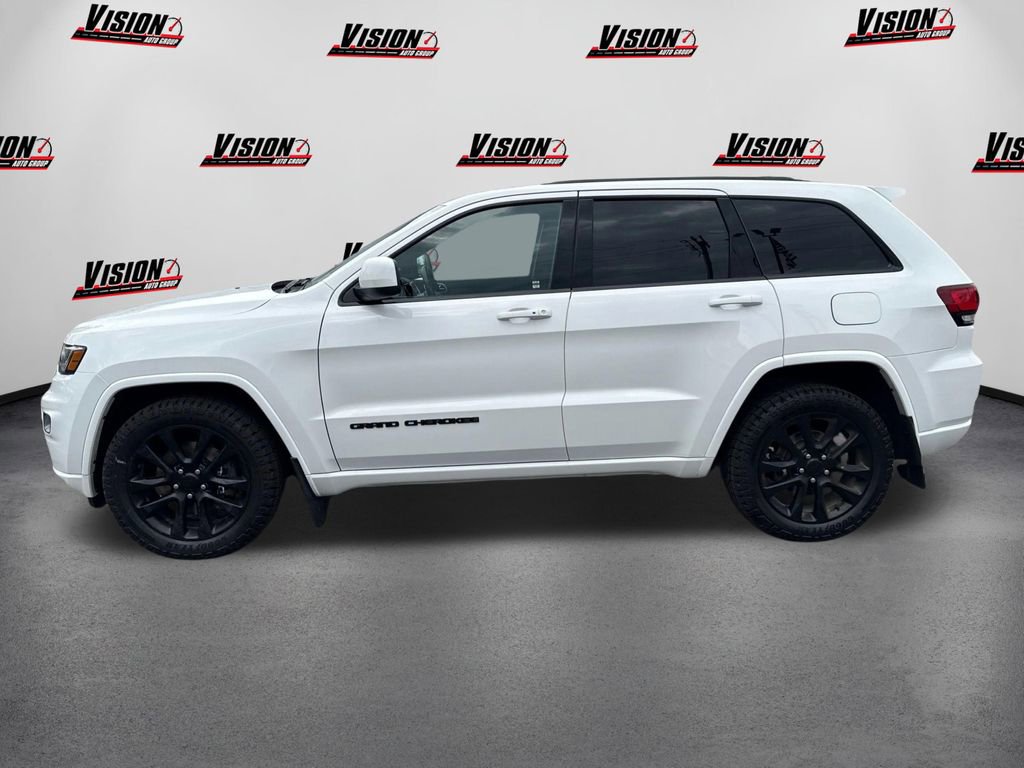 Used 2021 Jeep Grand Cherokee Laredo X AWD/4WD image 8