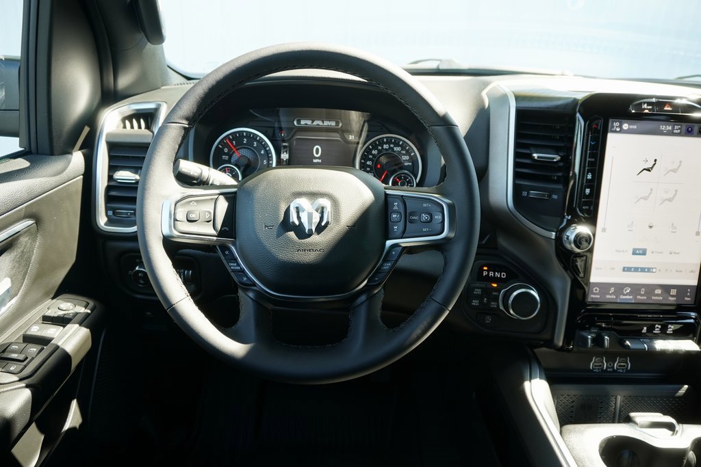 New 2026 RAM 1500 4x4 Crew Cab image 11