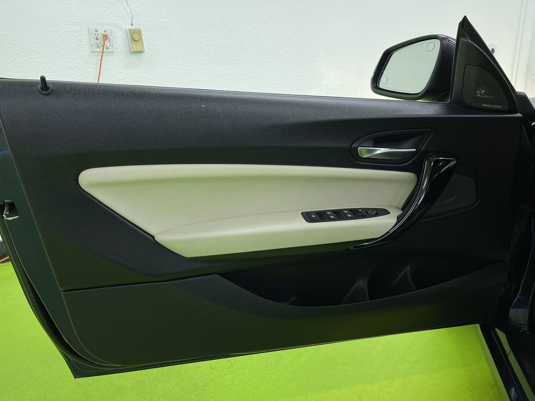 Used 2017 BMW 230i xDrive Convertible image 16