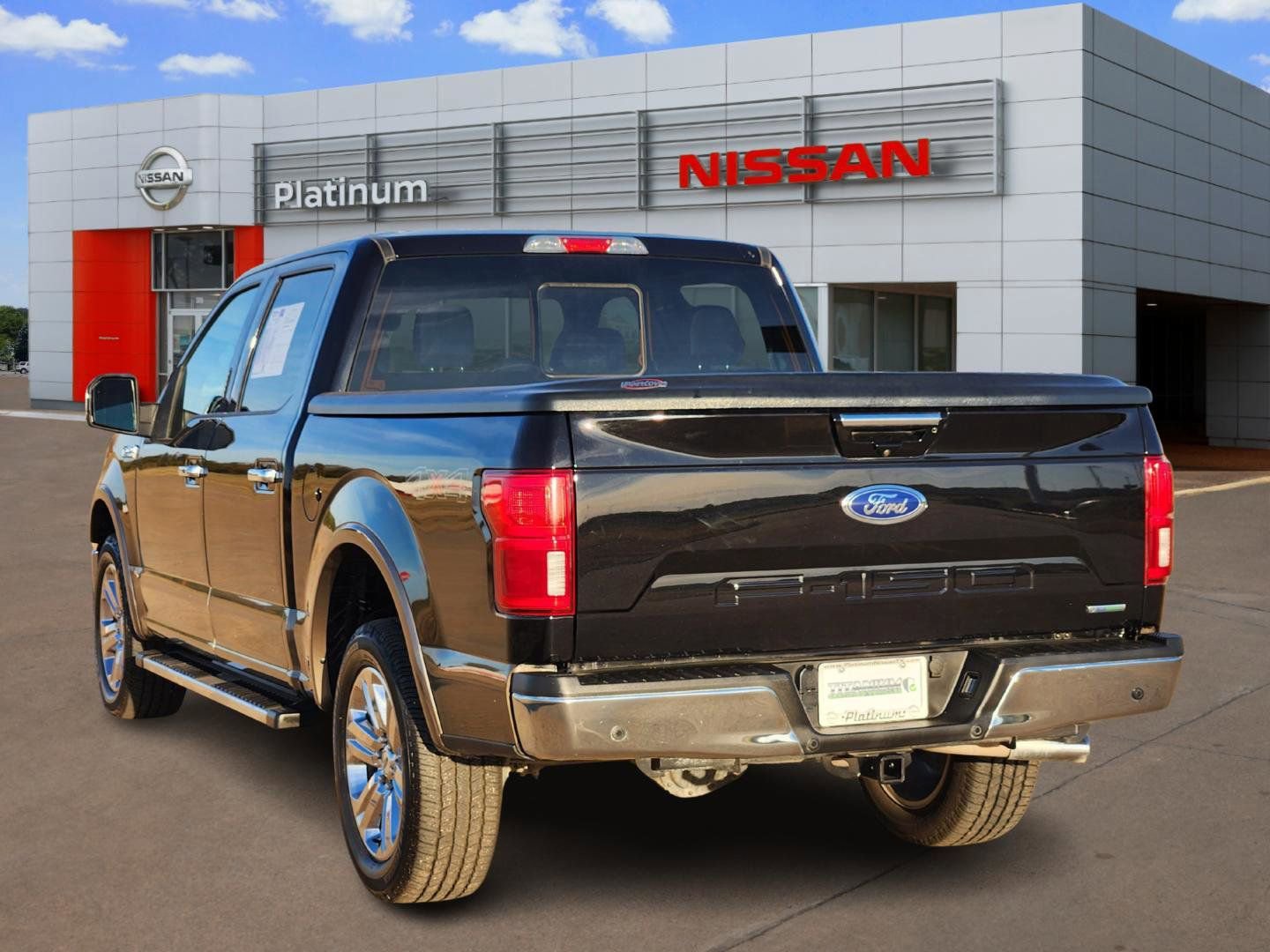 Used 2020 Ford F150 Lariat image 5