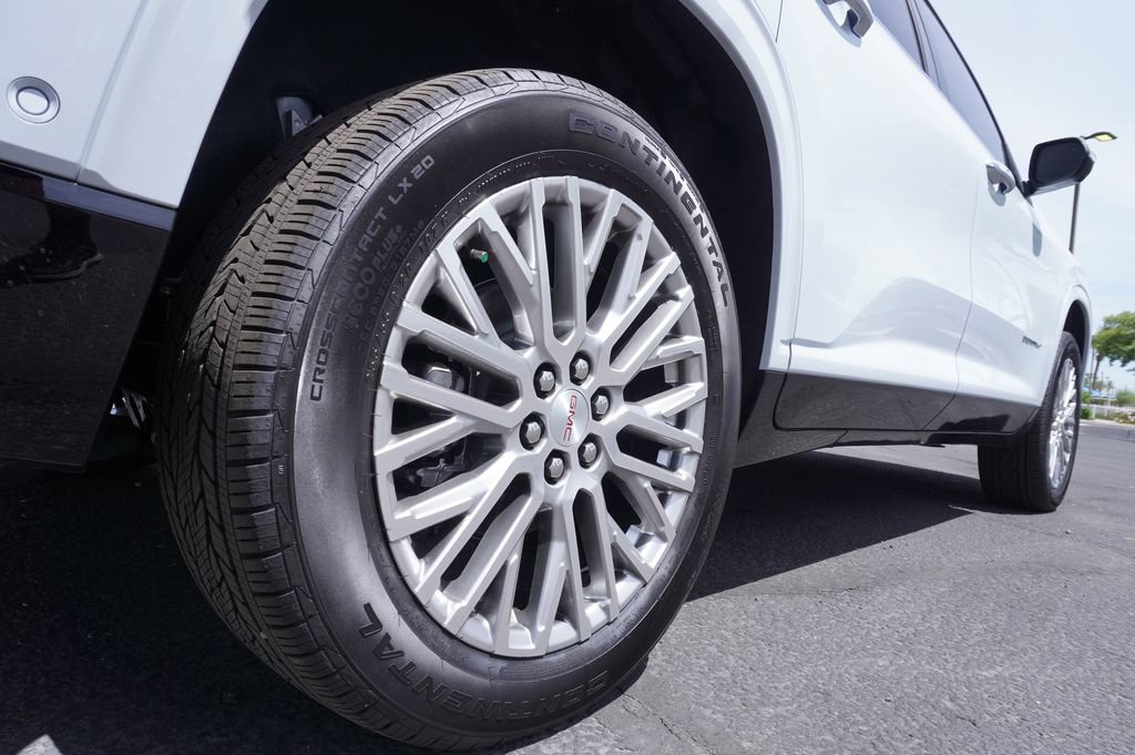 New 2026 GMC Acadia Denali w/ Super Cruise Package FWD image 7