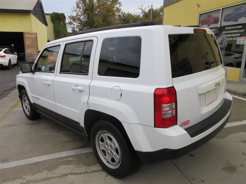 Used 2017 Jeep Patriot Sport w/ Power Value Group FWD image 6