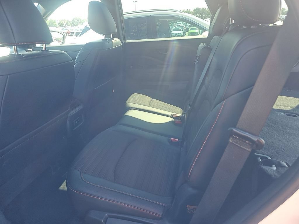 Used 2026 Nissan Pathfinder Rock Creek AWD/4WD image 13
