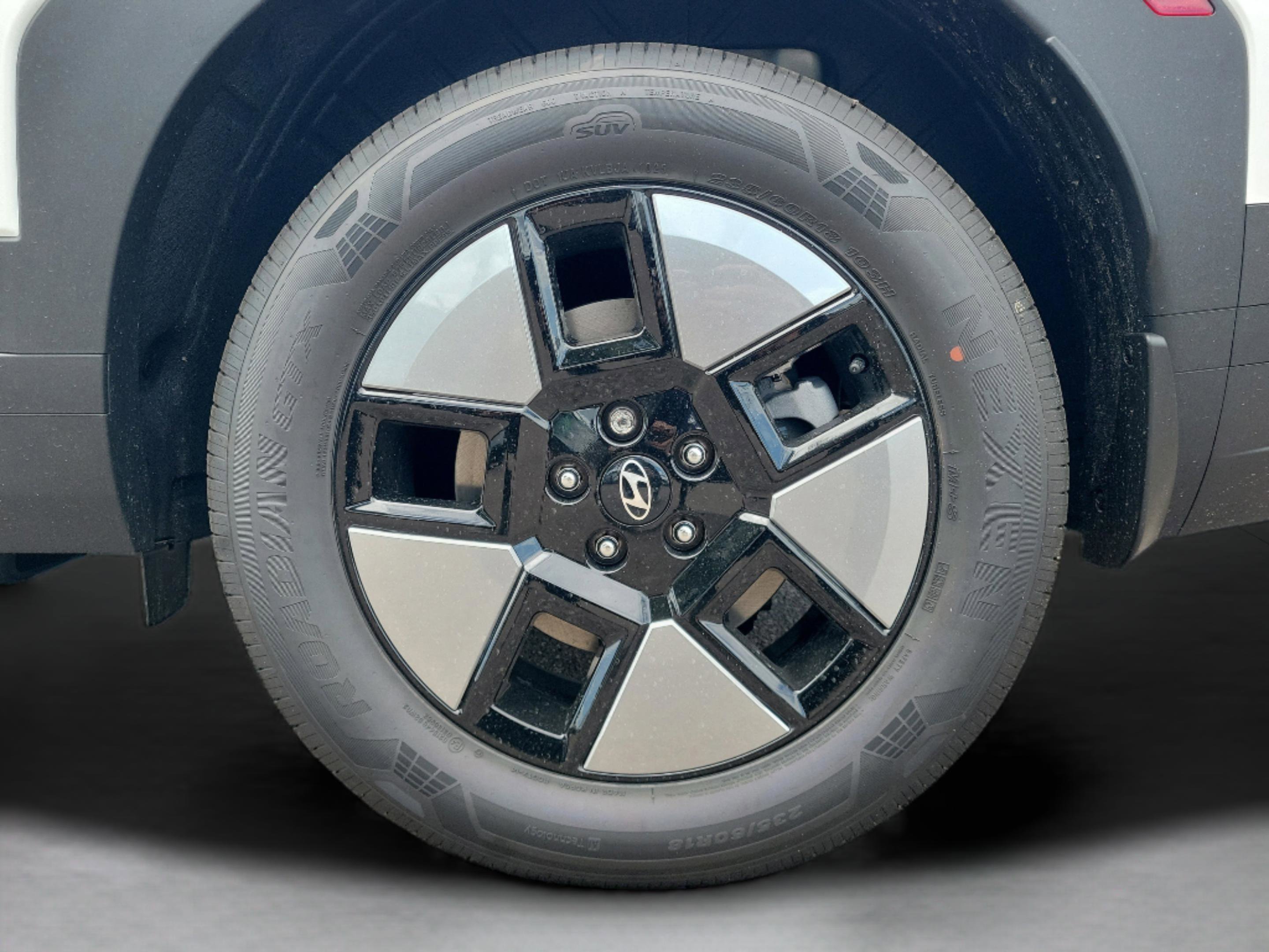 New 2026 Hyundai Santa Fe SE image 33