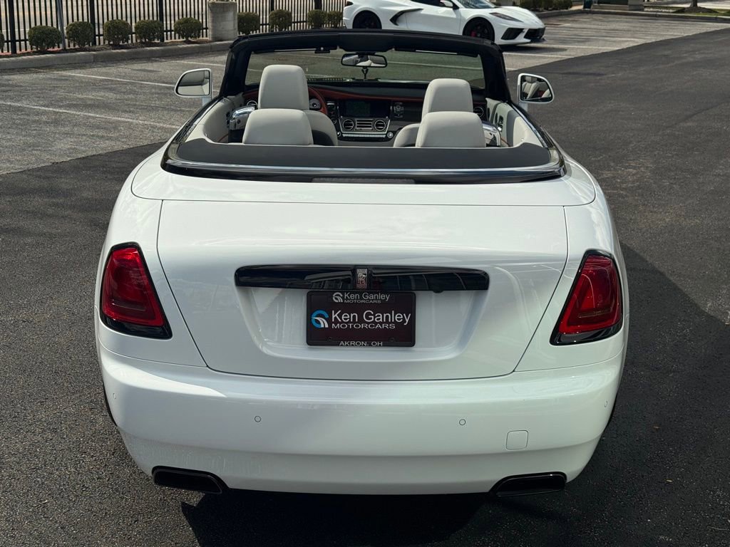 Used 2018 Rolls-Royce Dawn image 7