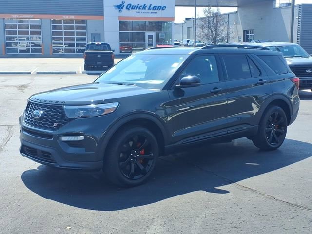 Certified 2024 Ford Explorer ST w/ Equipment Group 401A AWD/4WD image 3