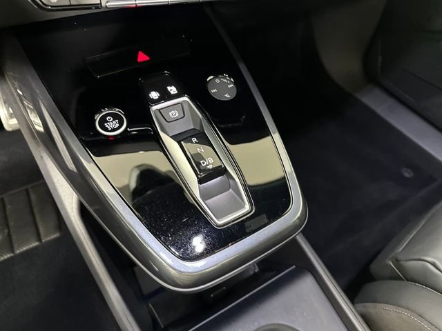 Used 2024 Audi Q4 e-tron Prestige w/ Black Optic Plus Package image 20