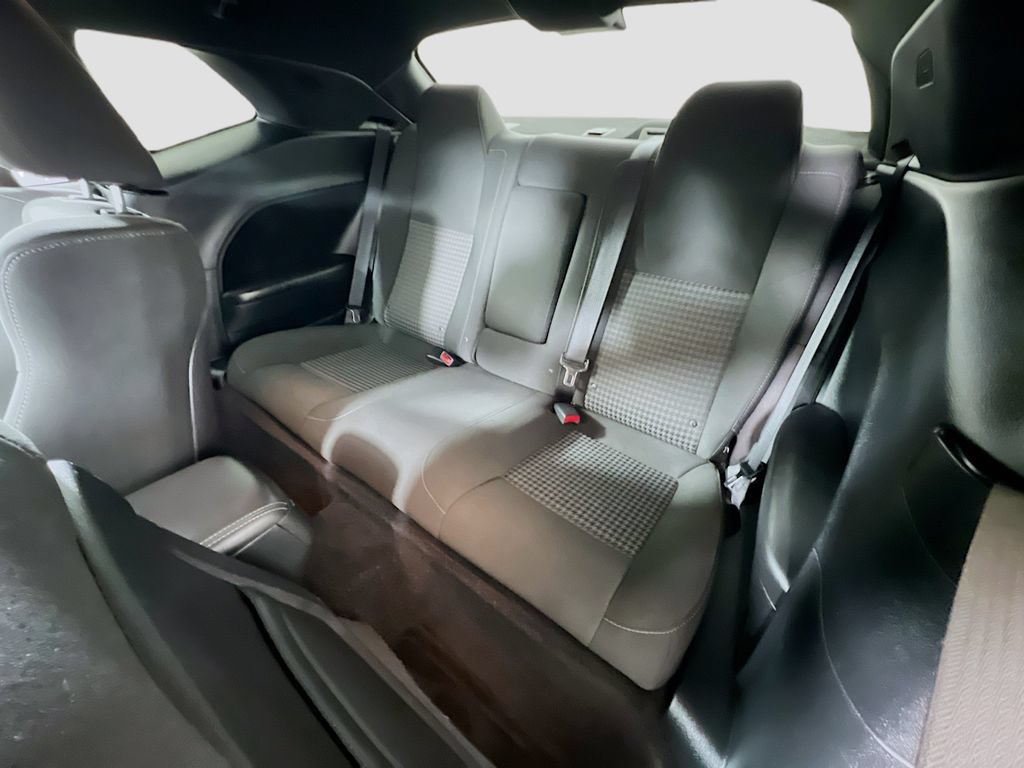 Used 2019 Dodge Challenger R/T RWD image 25