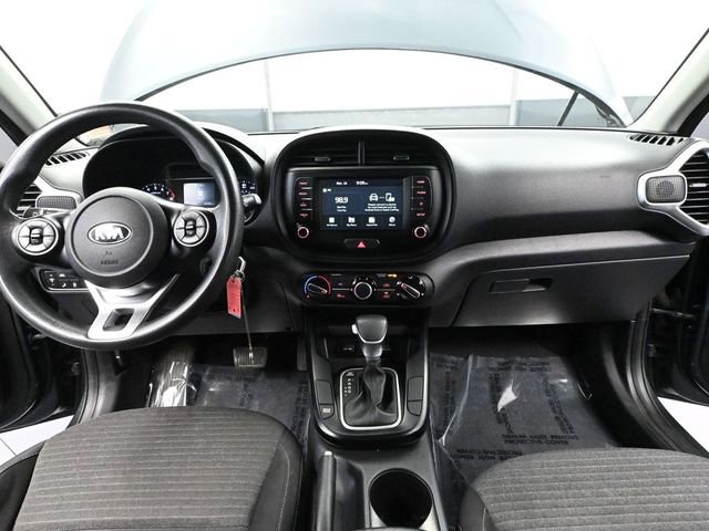 Used 2020 Kia Soul S FWD image 23