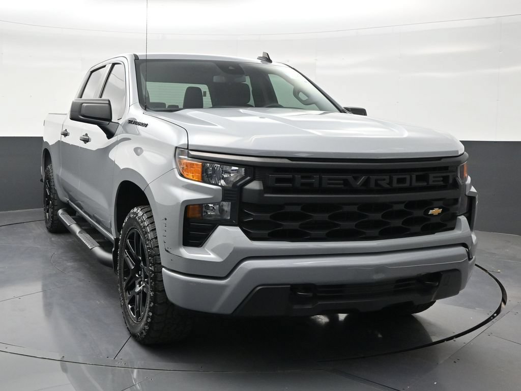Used 2024 Chevrolet Silverado 1500 Custom w/ Turbomax Blackout Package RWD image 7