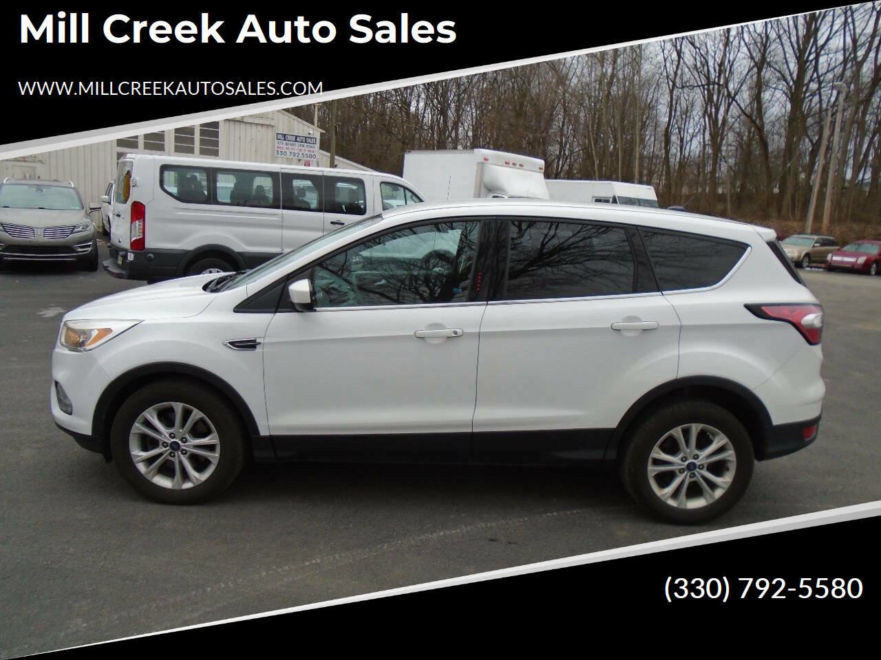 Used 2017 Ford Escape SE image 1