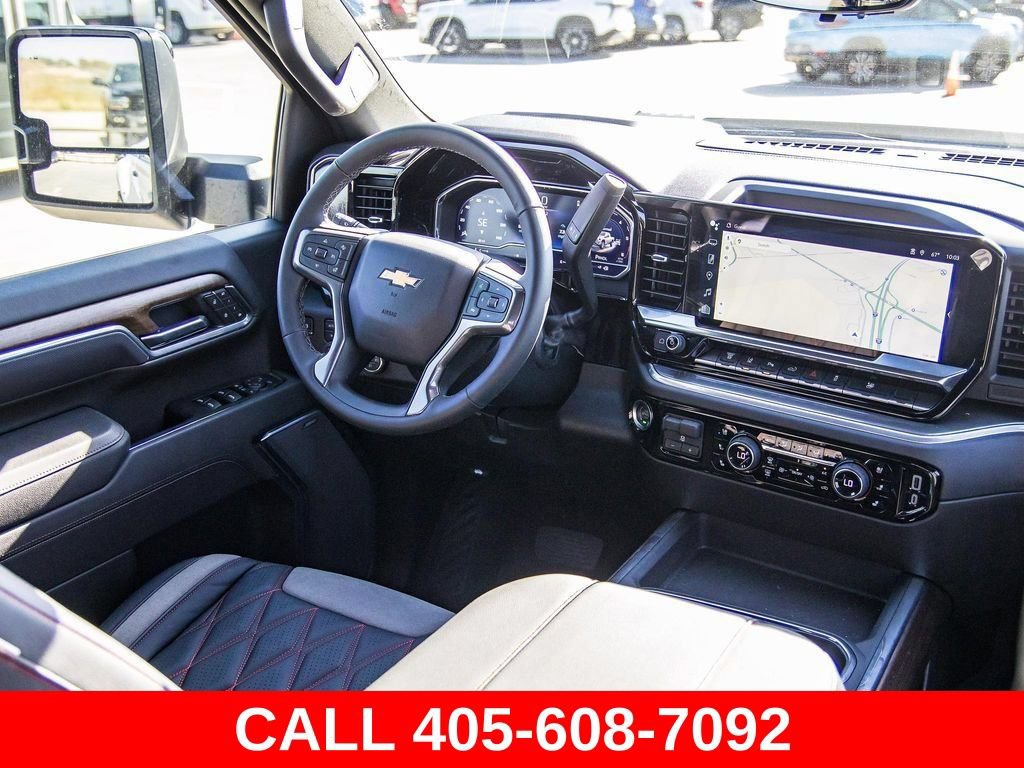 Used 2025 Chevrolet Silverado 3500 High Country w/ High Country Premium Package AWD/4WD image 29