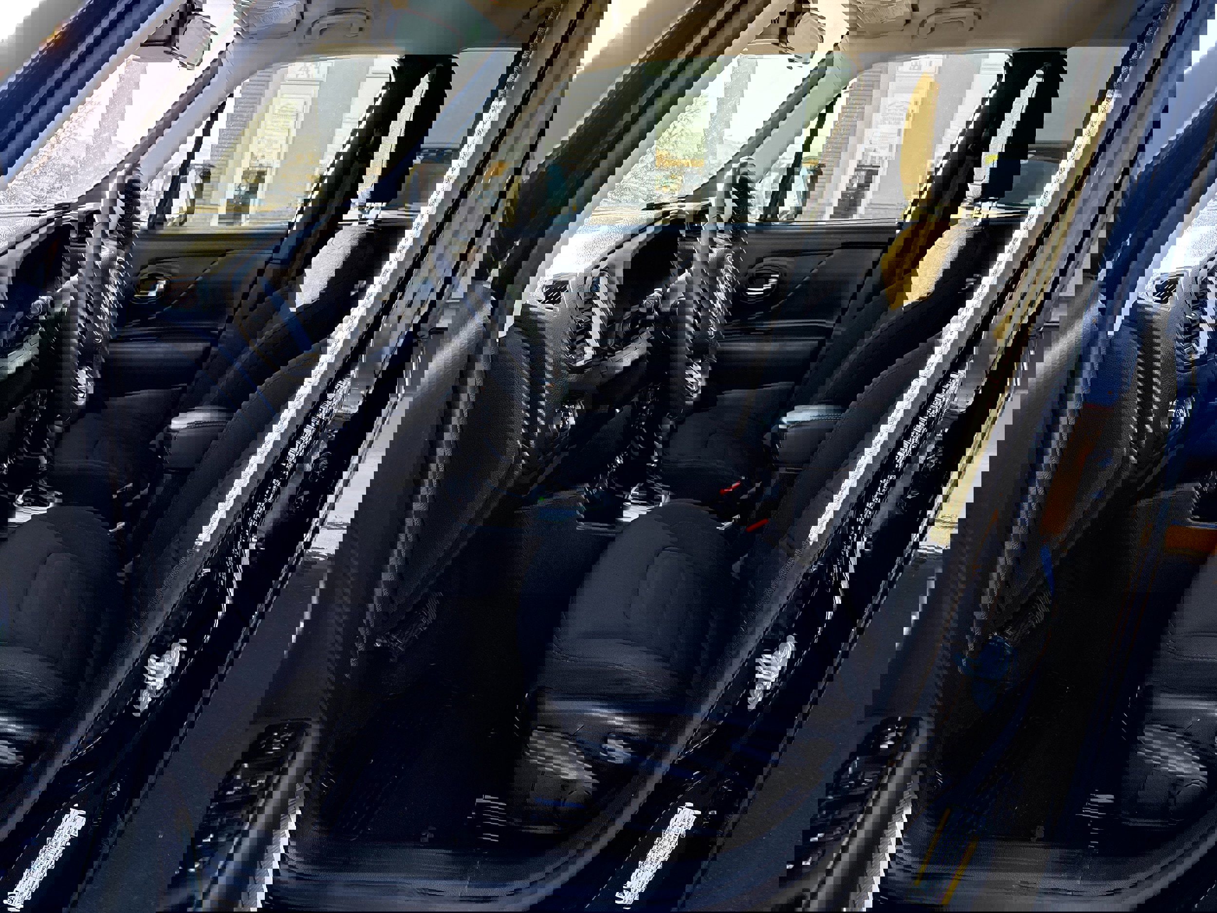 Used 2022 Jeep Renegade Latitude image 22