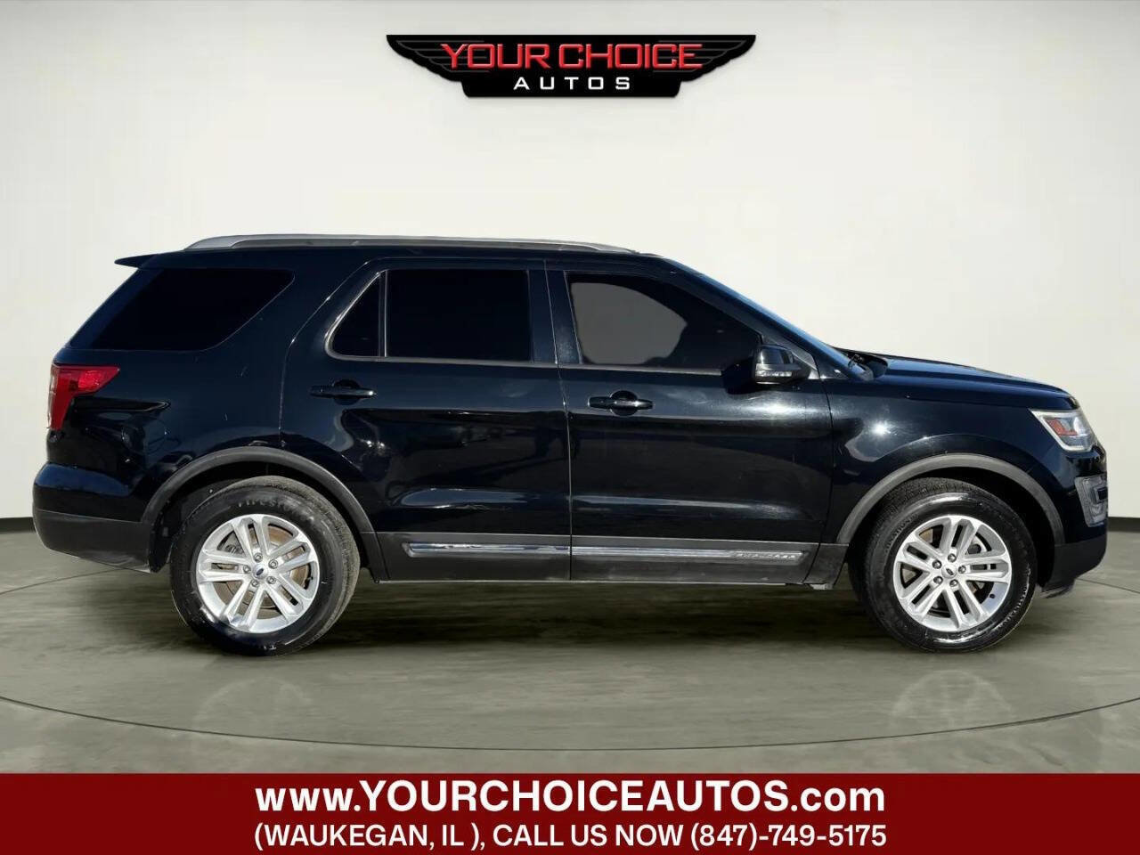 Used 2016 Ford Explorer XLT w/ Equipment Group 202A image 6