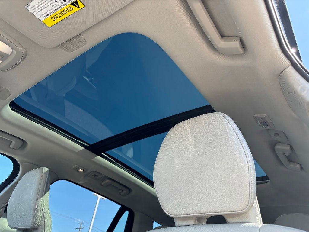 Certified 2023 Volvo XC90 T8 Plus w/ Protection Package AWD/4WD image 17