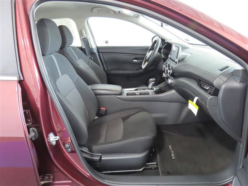 Used 2025 Nissan Sentra SV FWD image 34