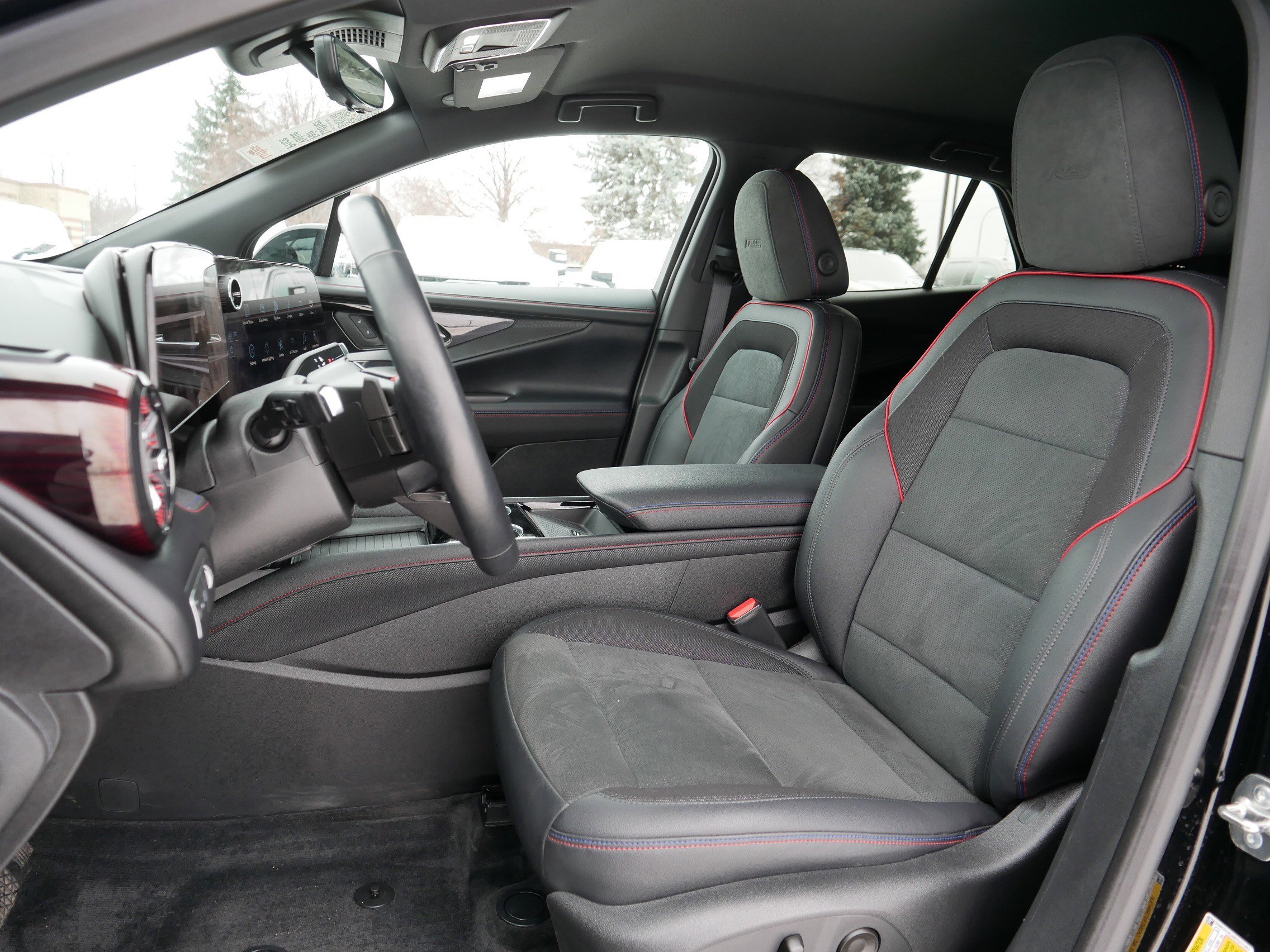 Used 2024 Chevrolet Blazer EV RS image 34